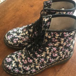 Dr. Martens size 7 floral rain boot